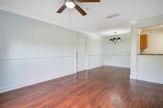 2053 Dixie Belle Dr in Orlando, FL - Building Photo - Building Photo