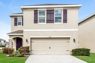 5900 Briar Rose Wy in Sarasota, FL - Building Photo