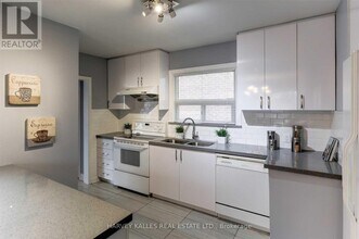 183 Franklin Ave in Toronto, ON - Building Photo - Building Photo