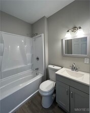 355 Plymouth Ave in Buffalo, NY - Building Photo - Building Photo