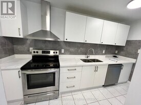 100 Mornelle Ct in Toronto, ON - Building Photo