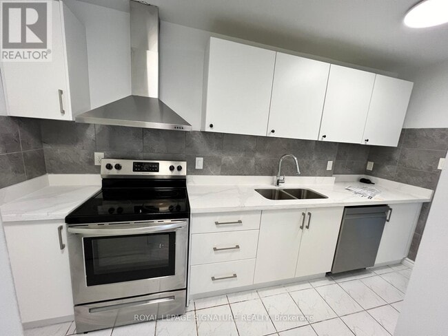 property at 100 Mornelle Ct