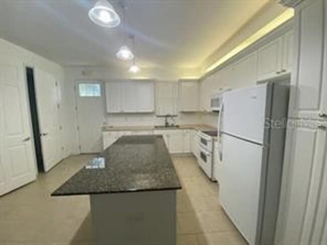 property at 609 Elmhurst Ct