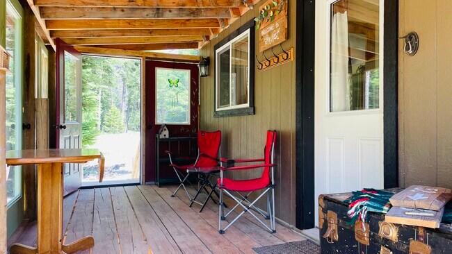 58 Gun Barrel Rd in Bonners Ferry, ID - Building Photo - Building Photo