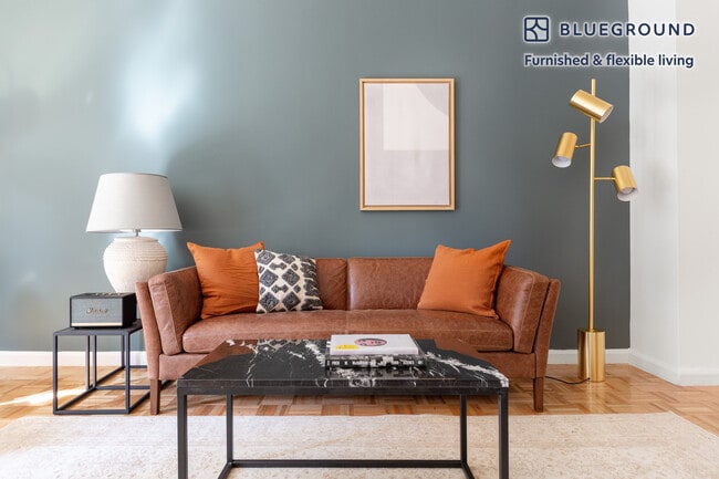 150 E 57th St in New York, NY - Building Photo - Building Photo