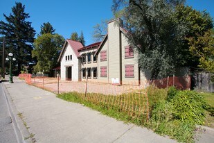 1520-1542 Main St in St Helena, CA - Building Photo