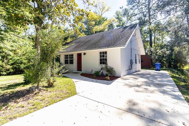 1000 Francis St