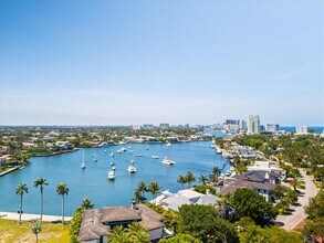 1635 Seabreeze Blvd in Fort Lauderdale, FL - Foto de edificio - Building Photo