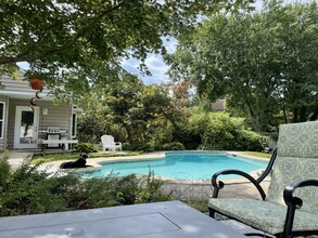10025 Century Dr in Ellicott City, MD - Foto de edificio - Building Photo