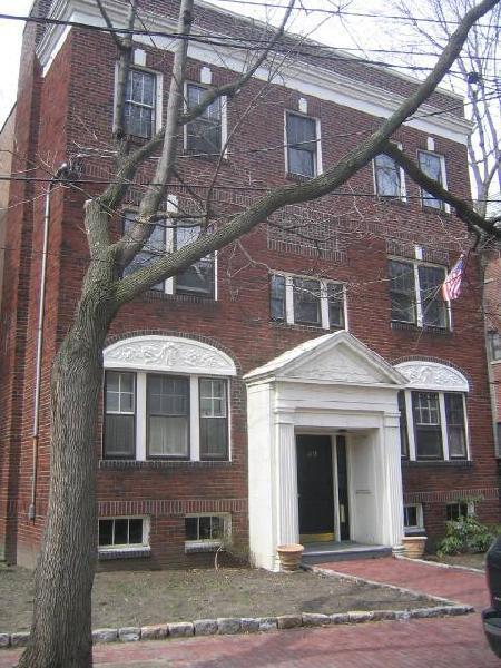 property at 39 Lee St