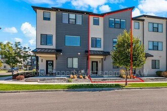 419 Wood Stream Rd in American Fork, UT - Building Photo - Building Photo