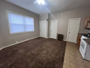 2409 S Calhoun St in Fort Wayne, IN - Building Photo - Building Photo