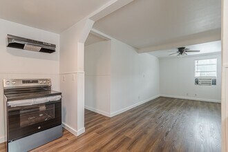 2407 S New Braunfels Ave in San Antonio, TX - Building Photo - Building Photo