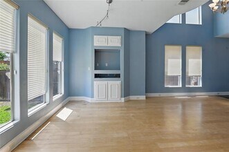 2548 Fountain Cove in Carrollton, TX - Building Photo - Building Photo