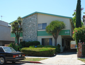 849 S Holt Ave in Los Angeles, CA - Foto de edificio - Building Photo