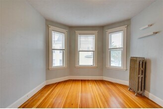 37 Taft St in Boston, MA - Building Photo - Building Photo