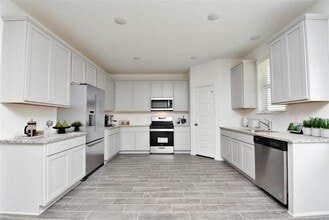 22334 Auburn Cabin Ln in Porter, TX - Building Photo - Building Photo