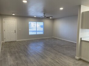 10571 W Carousel Dr in Arizona City, AZ - Building Photo - Building Photo