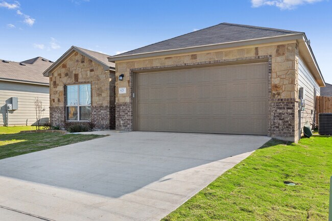 623 Parkfield Ln in Temple, TX - Building Photo - Building Photo