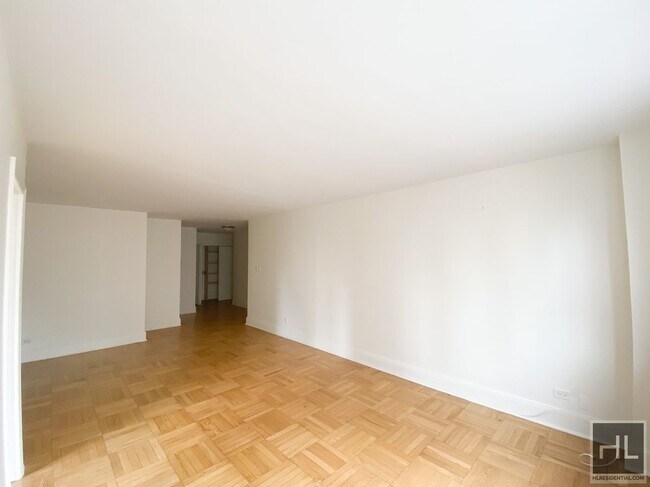 East 79th Street in New York, NY - Building Photo - Building Photo