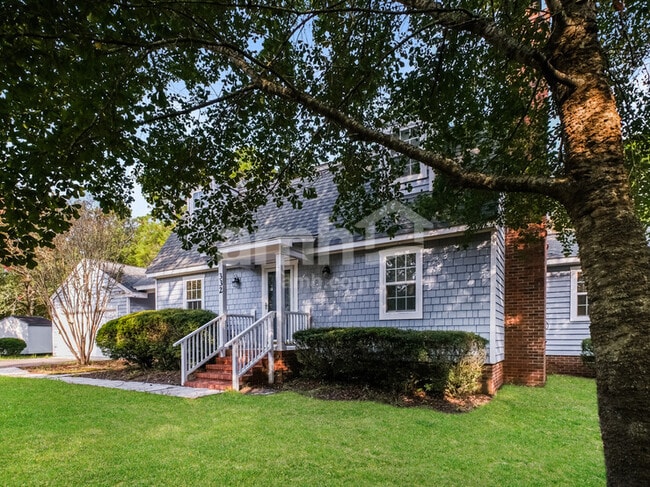 332 Mendenhall Dr in Wilmington, NC - Building Photo - Building Photo