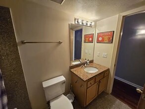 2222 Detroit Ave, Unit 515 in Cleveland, OH - Building Photo - Building Photo