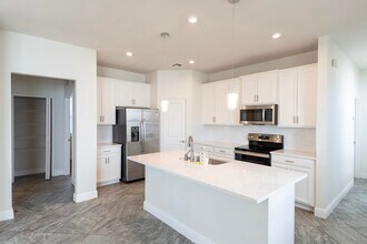 10885 SW Robbia Way in Port St. Lucie, FL - Building Photo - Building Photo