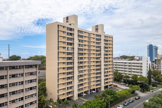 Lehua Manor in Honolulu, HI - Building Photo - Primary Photo