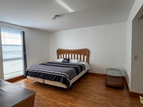 2420 Diana Dr in Hallandale Beach, FL - Building Photo - Building Photo