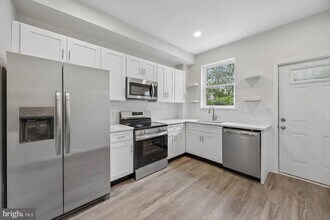 1359 Crease St in Philadelphia, PA - Building Photo - Building Photo