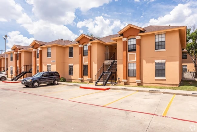 Villas Laredo Cantera