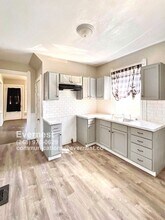 121 Machen St in Toledo, OH - Building Photo - Building Photo