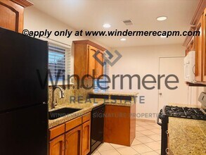 1201 Watt Ave in Sacramento, CA - Building Photo - Building Photo