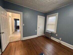 227 N 15th St, Unit Apt 2 in Bloomfield, NJ - Building Photo - Building Photo