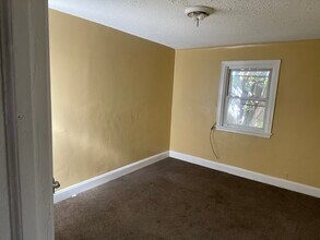 1112 Keystone Rd in Chester, PA - Building Photo - Building Photo