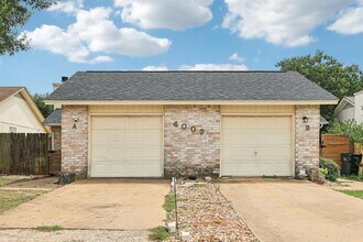 4003 Stonebridge Dr in Round Rock, TX - Building Photo - Building Photo