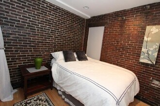 49 Temple Pl, Unit 3R in Boston, MA - Foto de edificio - Building Photo