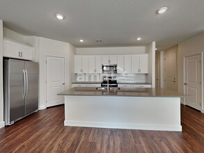 559 Lotus Land Ave in Las Vegas, NV - Building Photo - Building Photo