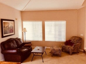 601 Aliento Ct in Vista, CA - Building Photo - Building Photo