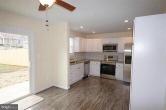 1656 Woodtree Ct E in Annapolis, MD - Building Photo - Building Photo