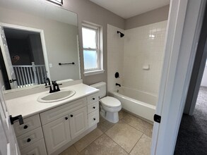 40 Hooheno St in Kahului, HI - Foto de edificio - Building Photo