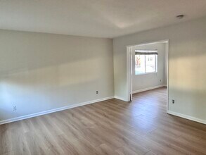 14156 Oro Grande St in Sylmar, CA - Building Photo - Building Photo