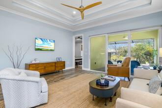 7193 Dominica Dr in Naples, FL - Building Photo - Building Photo