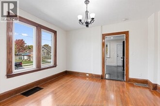 1402 Pierre Ave in Windsor, ON - Building Photo - Building Photo