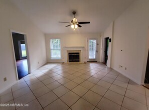 13636 Capistrano Dr S in Jacksonville, FL - Building Photo - Building Photo