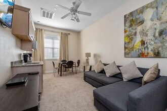 1552 Corolla Ct in Kissimmee, FL - Building Photo - Building Photo