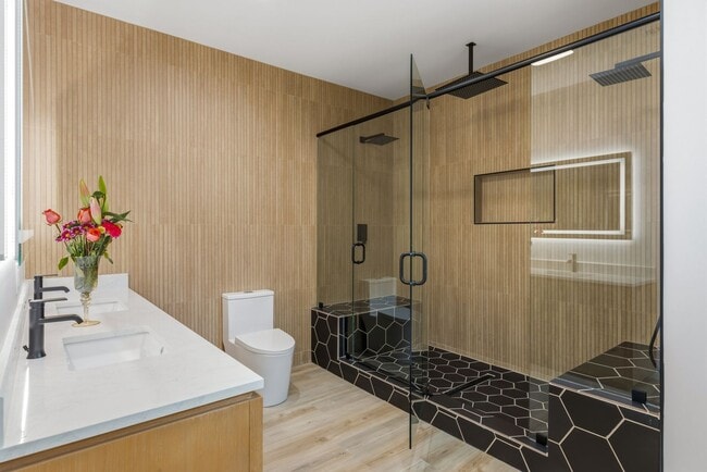 3682 Curlew St in San Diego, CA - Building Photo - Building Photo