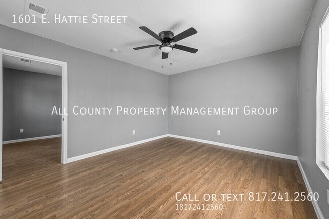 1601 E Hattie St in Fort Worth, TX - Building Photo - Building Photo