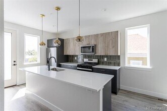5274 W 16th Ave in Lakewood, CO - Building Photo - Building Photo