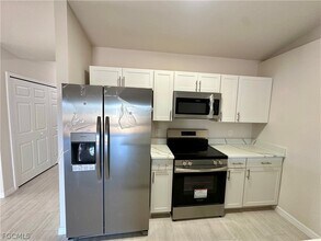 3821 SW 9th Ave in Cape Coral, FL - Building Photo - Building Photo